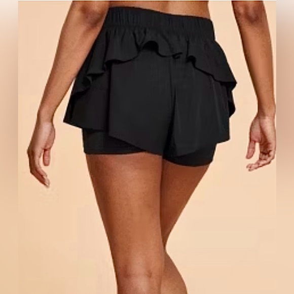 Blogilates Ruffle Shorts, mid-rise Black NWT size SMALL - Picture 2 of 5